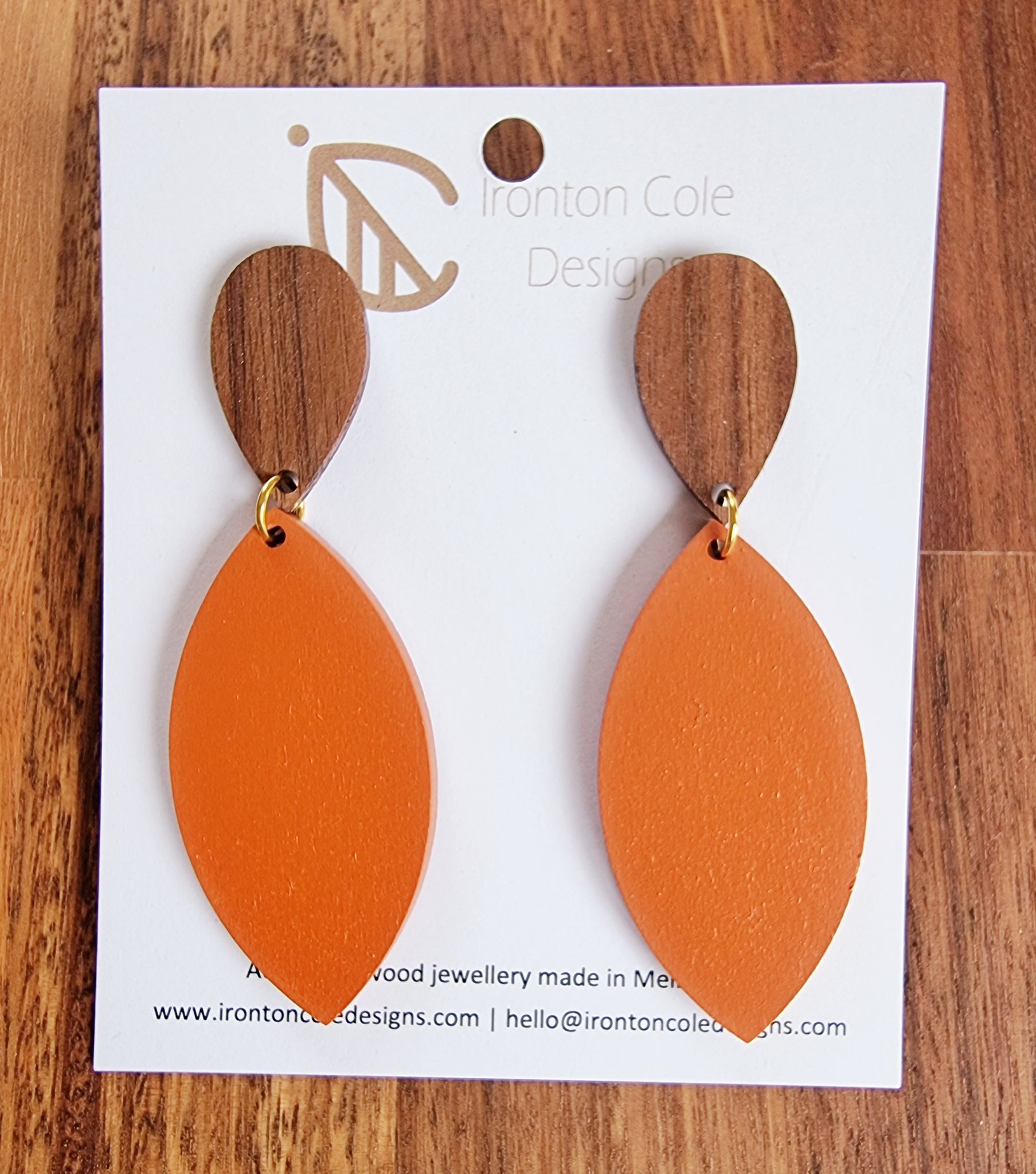 Wooden duo tear drop earring