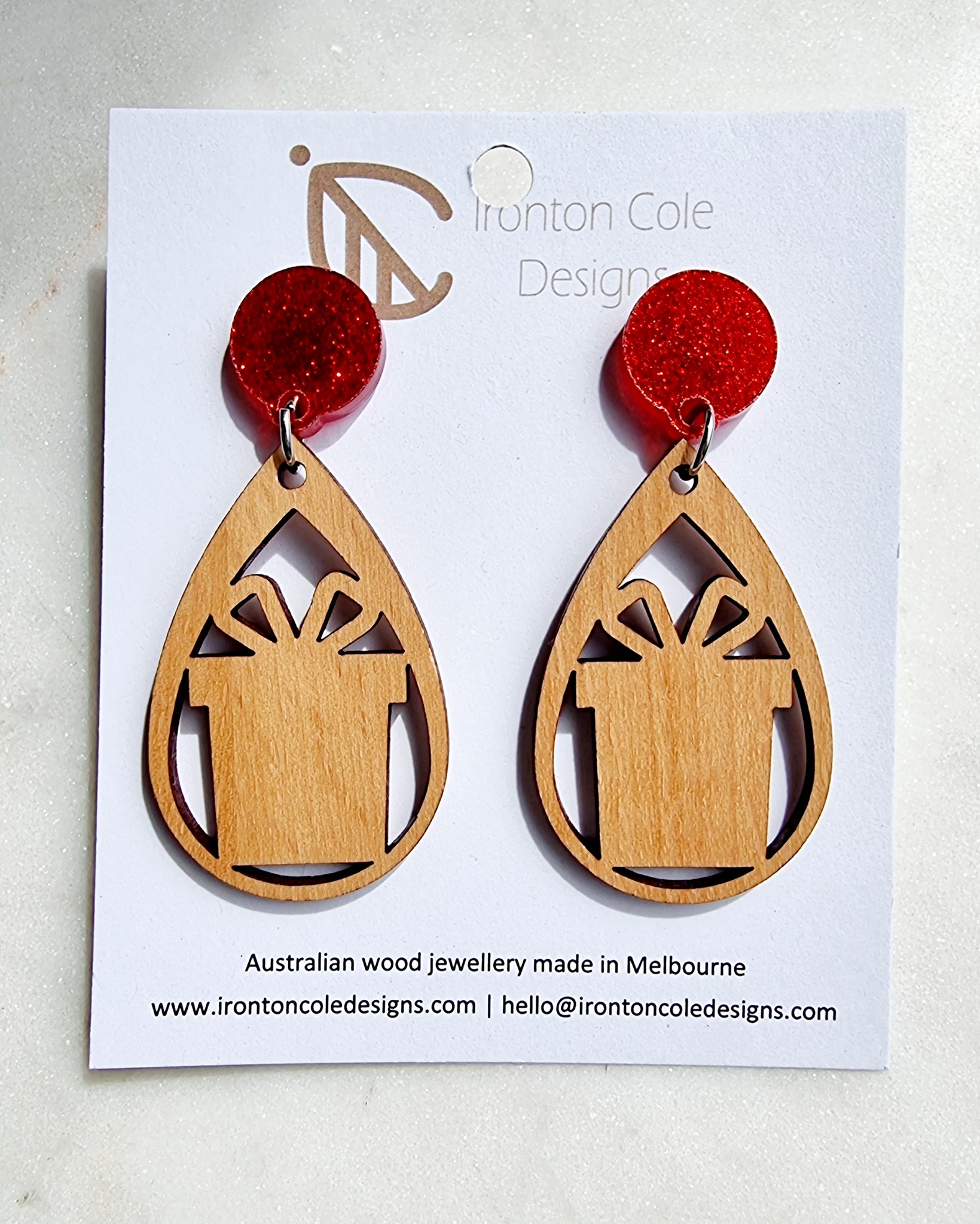 Chrissy pressie earrings
