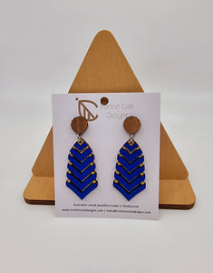 Arrow wooden earrings