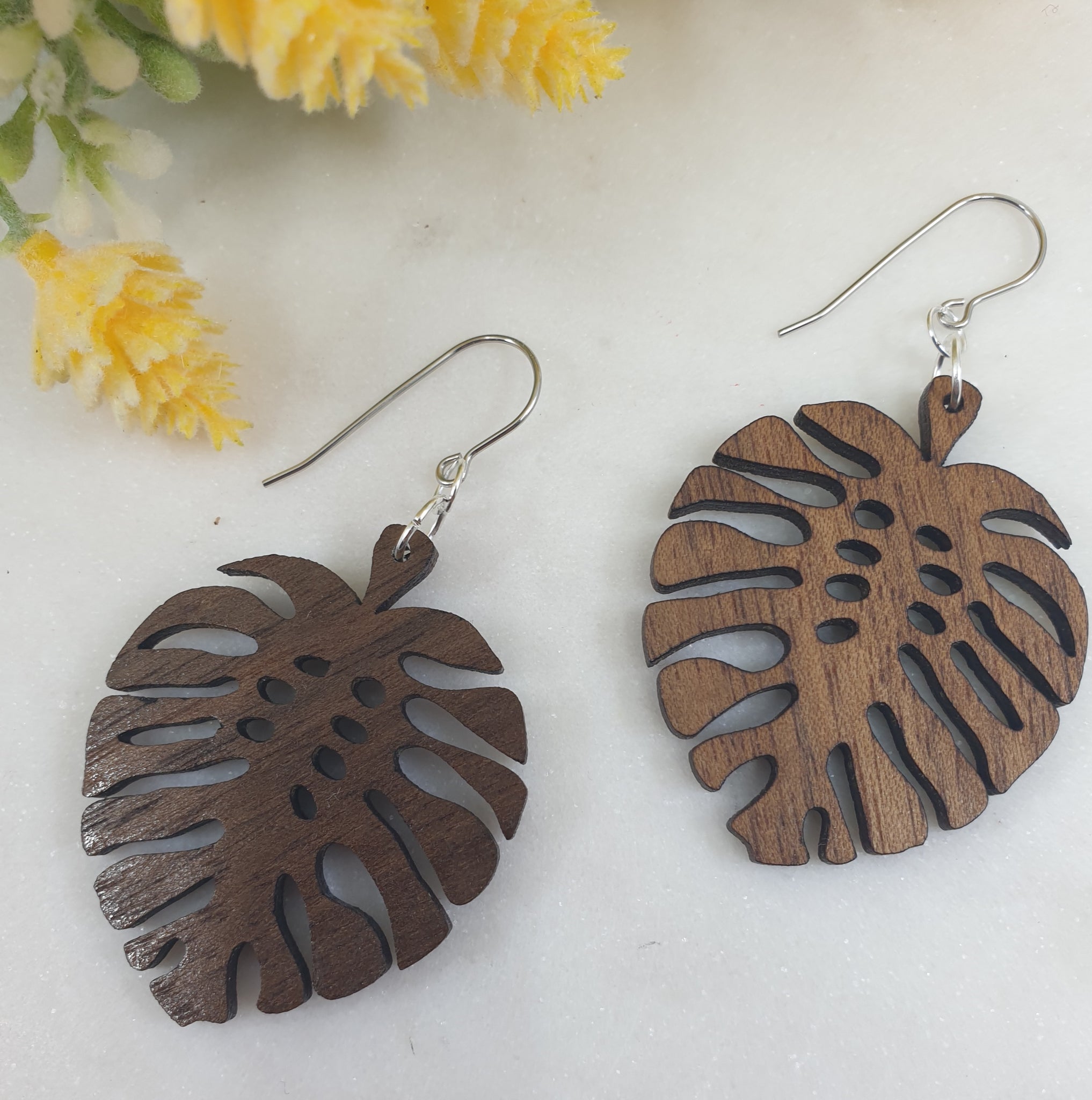 Monstera leaf wooden earrings