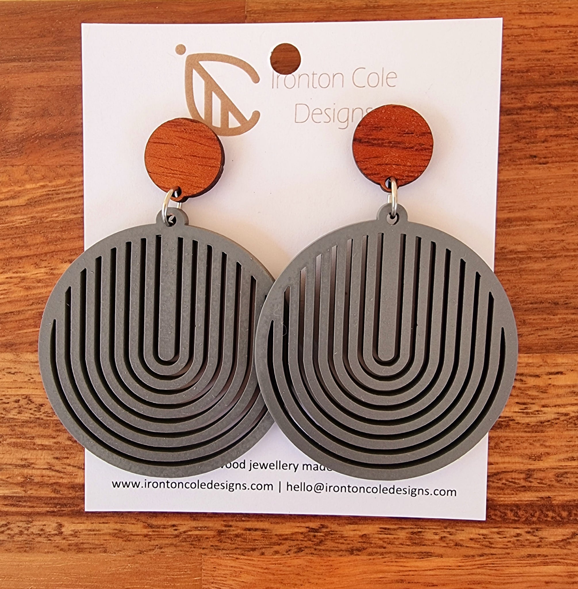 Round silver wood earrings