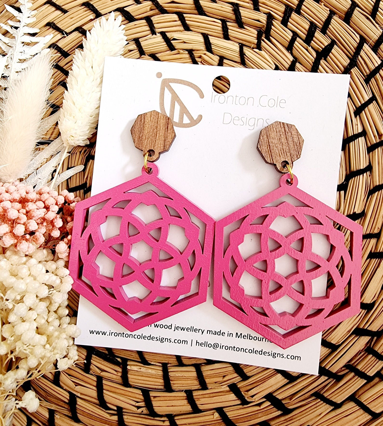 Pink star geometric earrings
